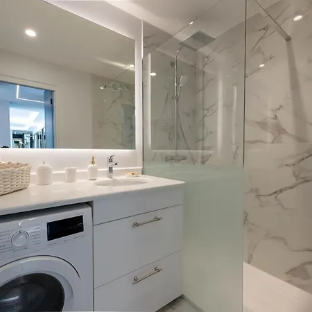 Spacious 1-br With Terrace Heart Of * Cannes