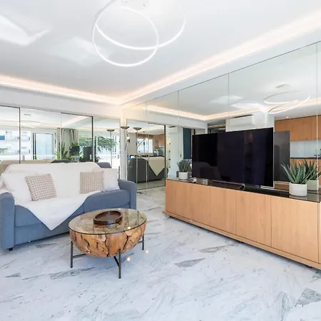 Spacious 1-br With Terrace Heart Of * Κάννες