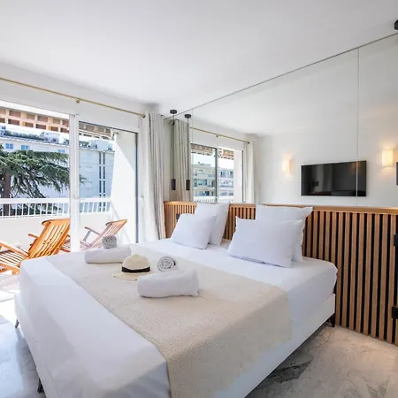 Spacious 1-br With Terrace Heart Of Διαμέρισμα *