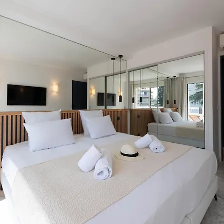 Apartamento Spacious 1-br With Terrace Heart Of